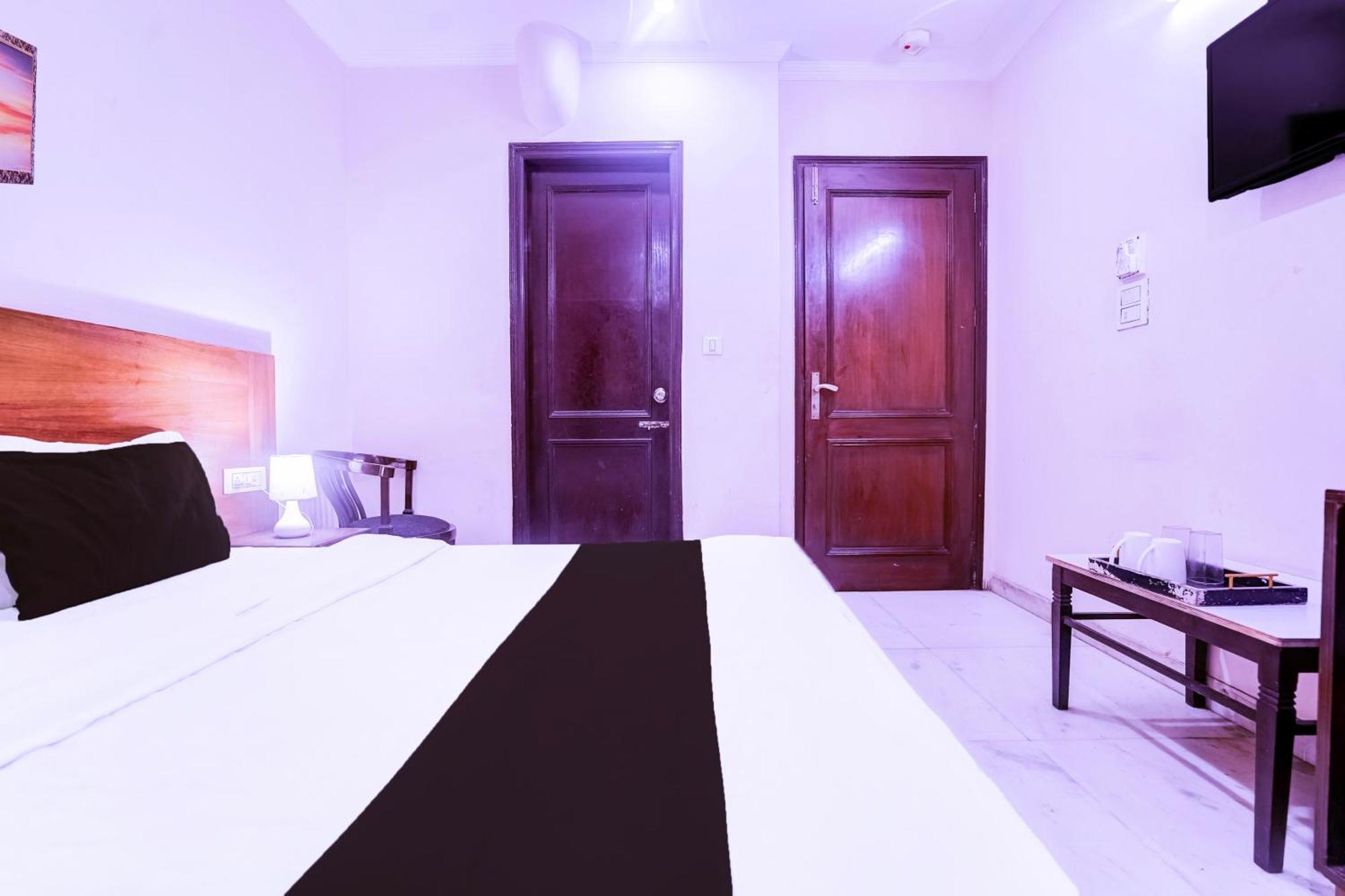 Fabhotel De Gold New Delhi Extérieur photo