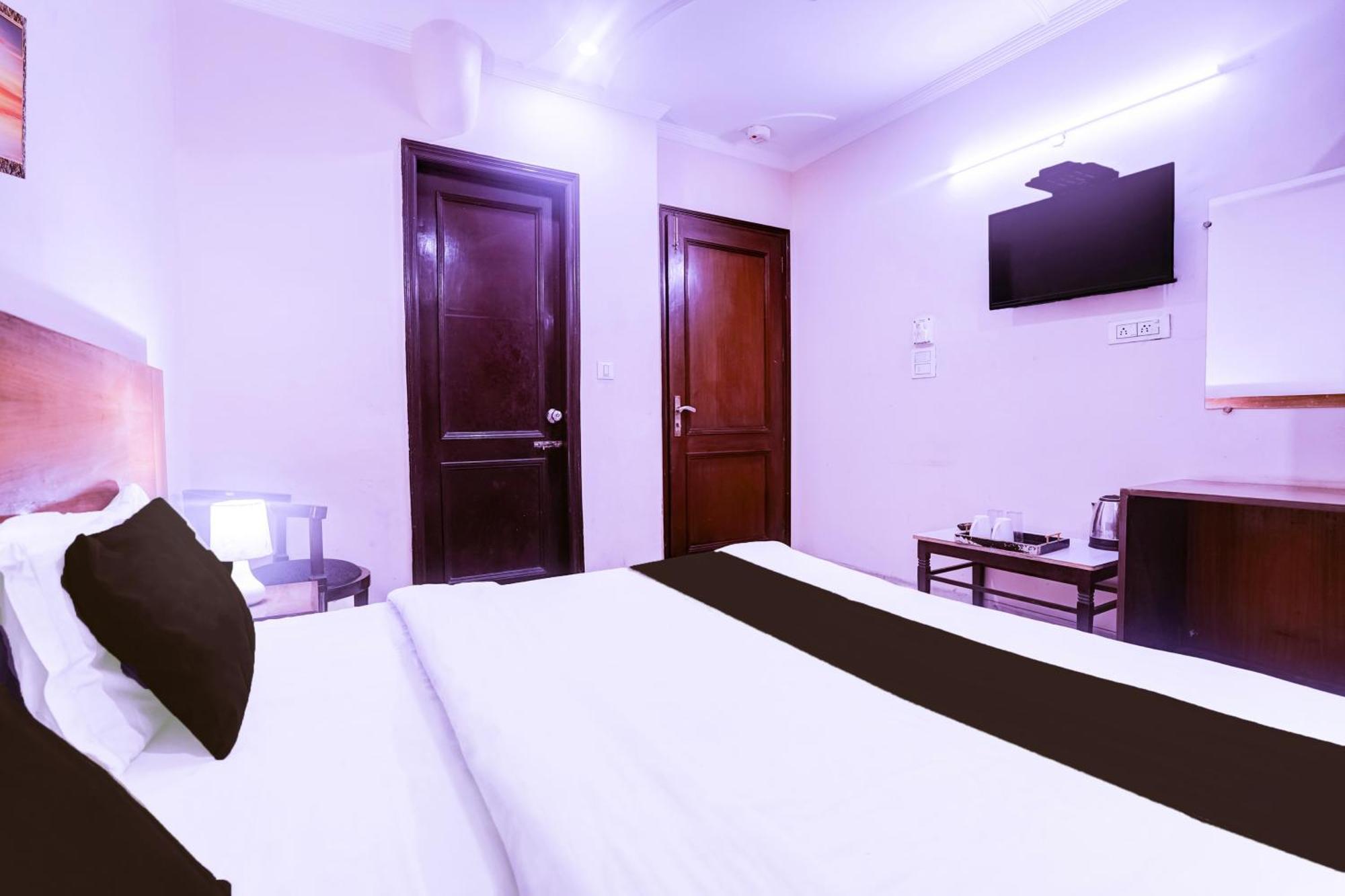 Fabhotel De Gold New Delhi Extérieur photo