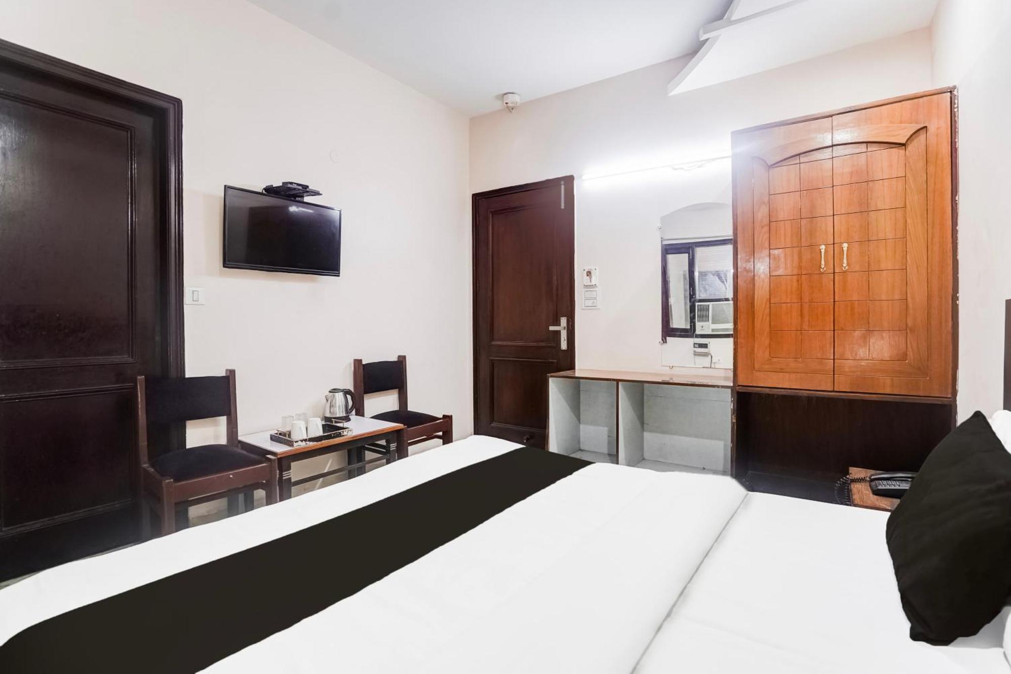 Fabhotel De Gold New Delhi Extérieur photo