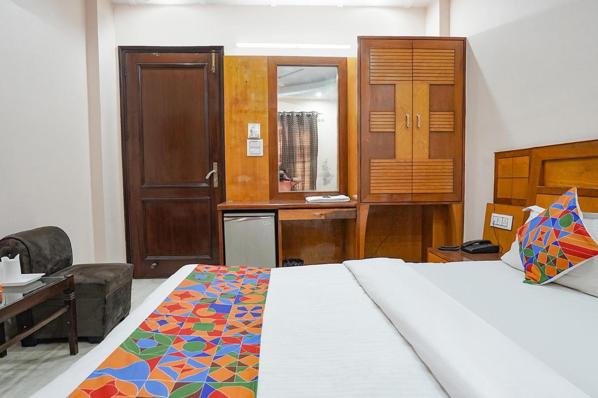 Fabhotel De Gold New Delhi Extérieur photo