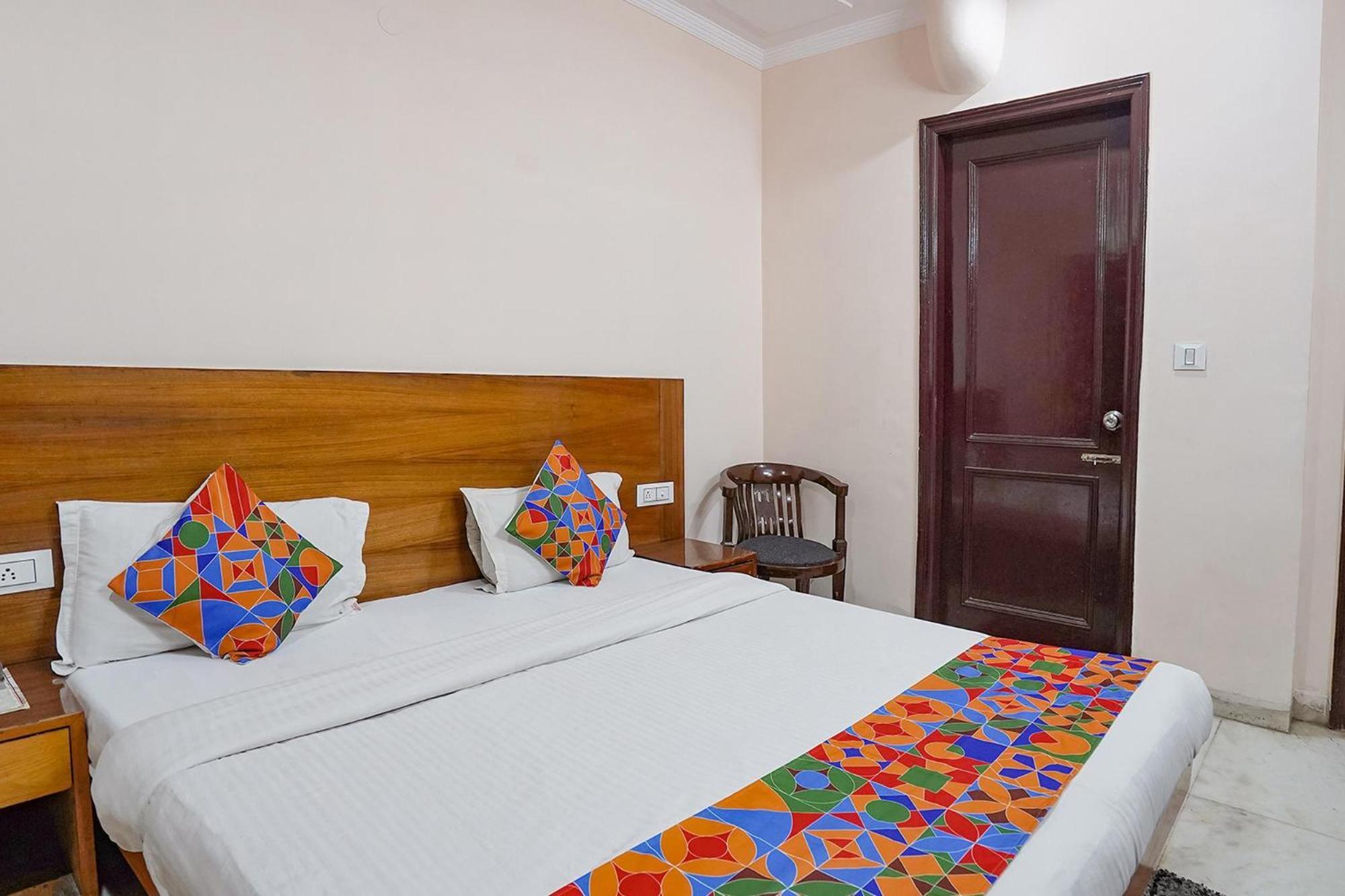 Fabhotel De Gold New Delhi Extérieur photo