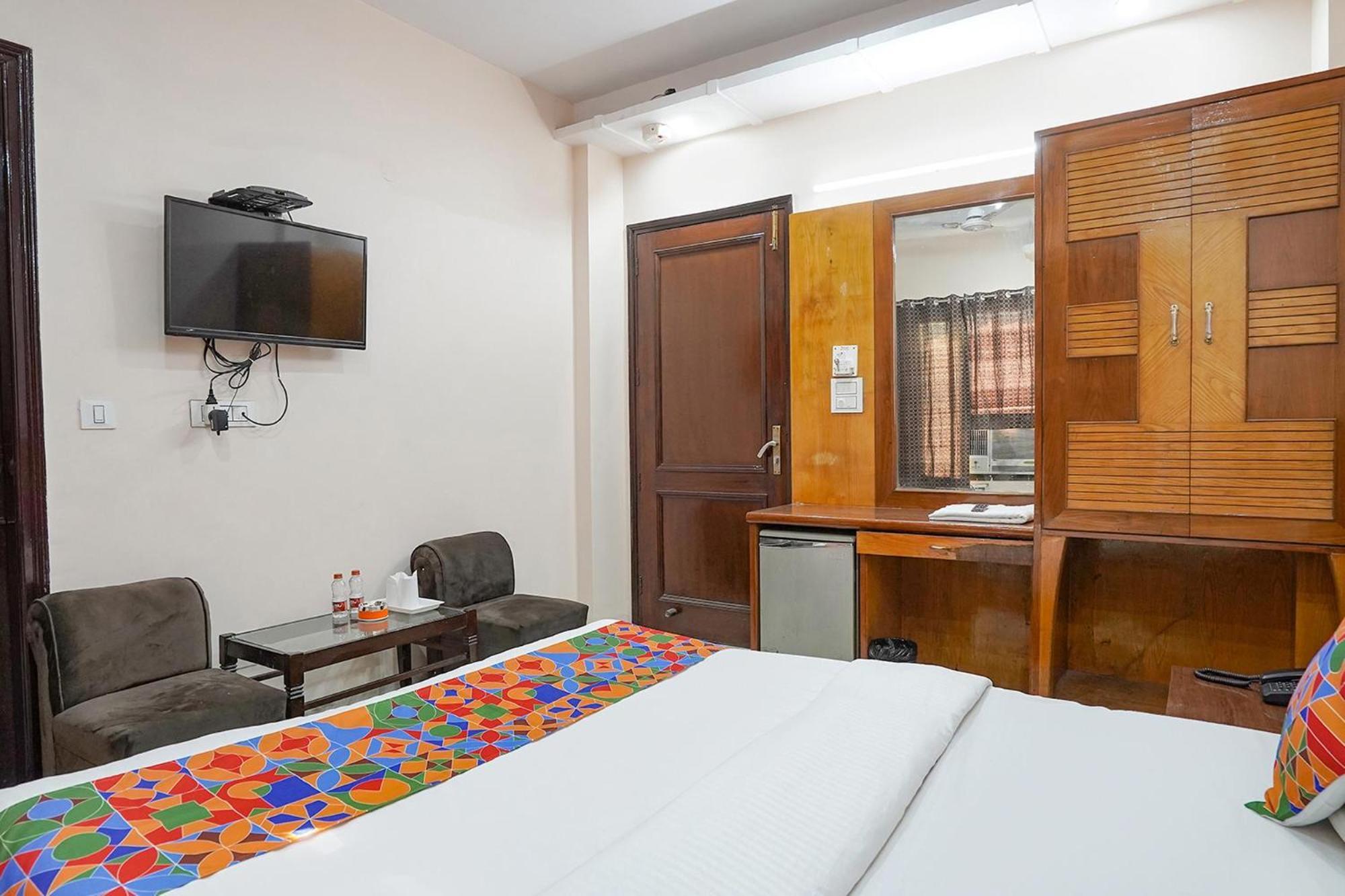 Fabhotel De Gold New Delhi Extérieur photo
